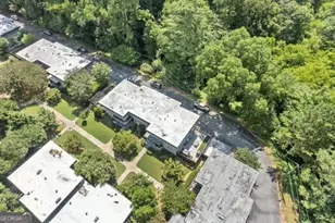 311 Lakemoore Dr NE, Atlanta, GA 30342 - Photo 10