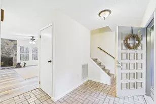 202 Hilltop Cir, Macon, GA 31210 - Photo 4