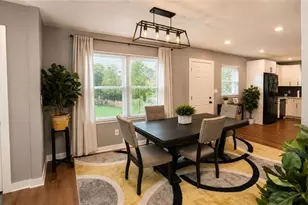 208 Silver Springs Cir SW, Atlanta, GA 30310 - Photo 6