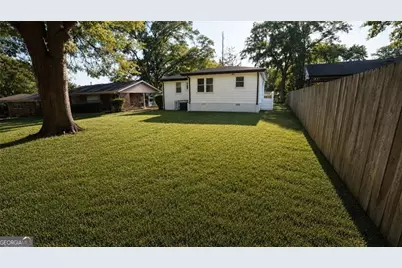 208 Silver Springs Circle SW, Atlanta, GA 30310 - Photo 2
