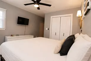 208 Silver Springs Cir SW, Atlanta, GA 30310 - Photo 10