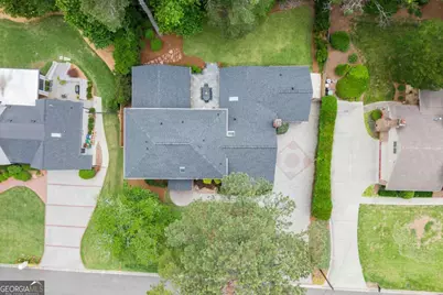 5380 Redfield Drive, Dunwoody, GA 30338 - Photo 2