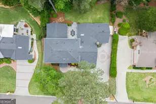 5380 Redfield Dr, Dunwoody, GA 30338 - Photo 2