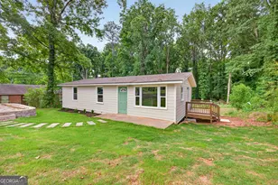 136 Nowell St, Monroe, GA 30655 - Photo 2
