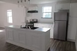 184 Poplar St, Griffin, GA 30223 - Photo 6