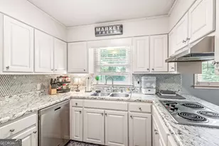 25 Pine Chase Dr, Carrollton, GA 30116 - Photo 10