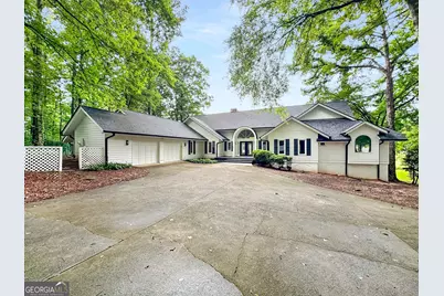 160 Fawn Ridge, Newnan, GA 30265 - Photo 1