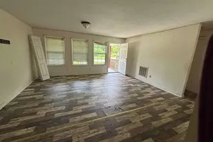 431 Second St, Thomson, GA 30824 - Photo 8