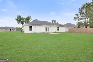 207 Bull St, Glennville, GA 30427 - Photo 20