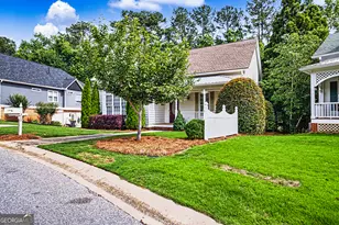 217 Sweetbriar St, Peachtree City, GA 30269 - Photo 2