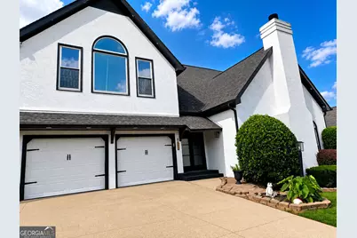 952 Bridgegate Drive NE, Marietta, GA 30068 - Photo 2