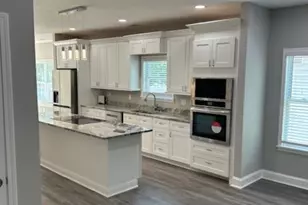 222 Taylor Cir, Palmetto, GA 30268 - Photo 2