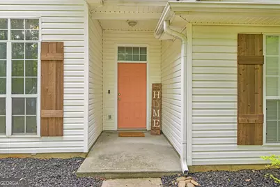 384 Marsha Way, Sharpsburg, GA 30277 - Photo 4