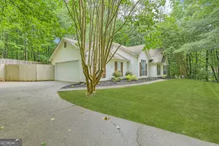 384 Marsha Way, Sharpsburg, GA 30277 - Photo 34