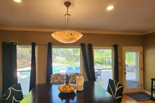 7635 Blandford Pl, Sandy Springs, GA 30350 - Photo 16