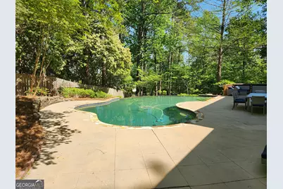 7635 Blandford Place, Sandy Springs, GA 30350 - Photo 8