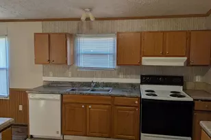 110 Crestmont Ct, Byron, GA 31008 - Photo 4