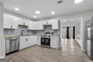 2820 Wolfe St, Brunswick, GA 31520 - Photo 6