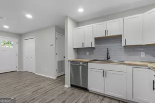 2820 Wolfe St, Brunswick, GA 31520 - Photo 6