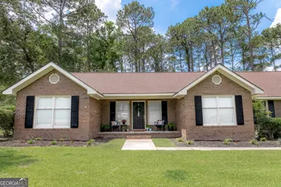114 Hazelwood Drive, Statesboro, GA 30458 - Photo 2