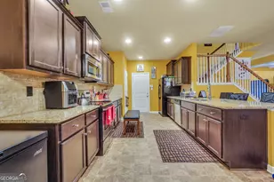 942 Amelia Dr, Byron, GA 31008 - Photo 8