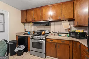 623 Nassau St, Forest Park, GA 30297 - Photo 8