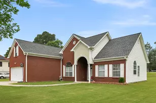1815 Jeffery Ct, Riverdale, GA 30296 - Photo 2