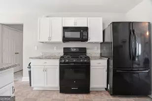 3951 Oak Field Dr, Loganville, GA 30052 - Photo 20