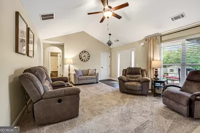 32 Armstrong Drive, Mansfield, GA 30055 - Photo 6