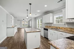 29 Meadowview St, Newnan, GA 30263 - Photo 6