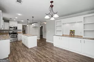 29 Meadowview St, Newnan, GA 30263 - Photo 8