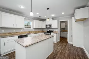 29 Meadowview St, Newnan, GA 30263 - Photo 4