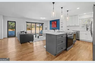 7330 Hunters Branch Drive NE, Atlanta, GA 30328 - Photo 20