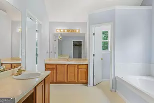 4001 English Valley Dr, Ellenwood, GA 30294 - Photo 28