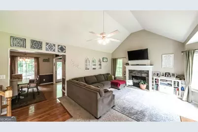 124 Laurel Creek Court, Carrollton, GA 30117 - Photo 4
