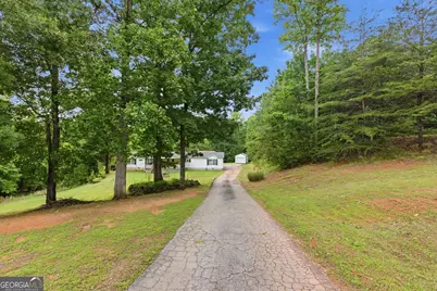 372 Shenandoah Drive, Dahlonega, GA 30533 - Photo 2