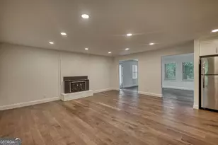 403 Greenwood Dr, Monroe, GA 30655 - Photo 10