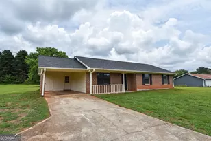 113 Meadowview Ln, Williamson, GA 30292 - Photo 2