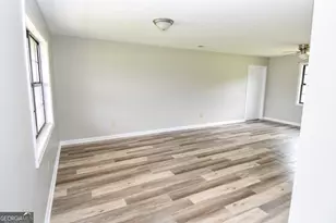113 Meadowview Ln, Williamson, GA 30292 - Photo 8