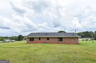 113 Meadowview Ln, Williamson, GA 30292 - Photo 4