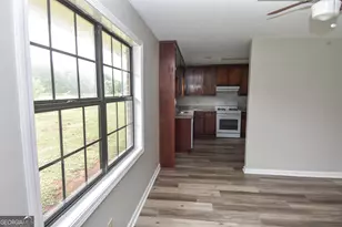 113 Meadowview Ln, Williamson, GA 30292 - Photo 12