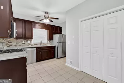 1449 Cambridge Common, Decatur, GA 30033 - Photo 4