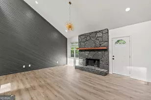 1060 Deer Chase, Stone Mountain, GA 30088 - Photo 8