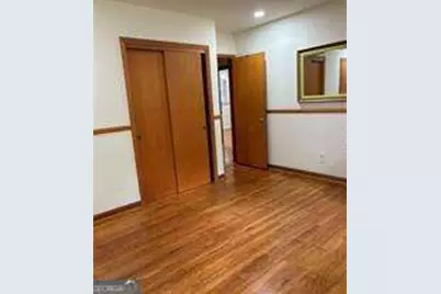2560 Wood Valley Drive, East Point, GA 30344 - Photo 10