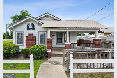 383 First Street, Folkston, GA 31537 - Photo 1