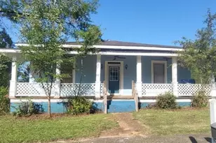 203 Granite St, Hogansville, GA 30230 - Photo 1