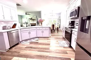 2210 Lily Valley Dr, Lawrenceville, GA 30045 - Photo 4