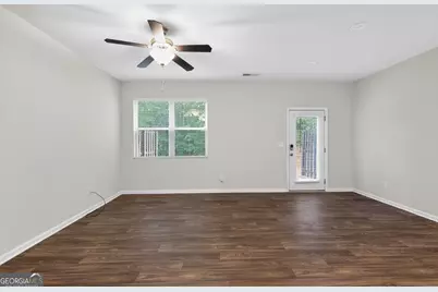 3122 Meadowstone Lane SW, Atlanta, GA 30331 - Photo 6