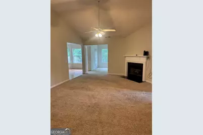 6410 Winston Trace, McDonough, GA 30252 - Photo 4