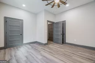 34 Depot St, Hartwell, GA 30643 - Photo 12